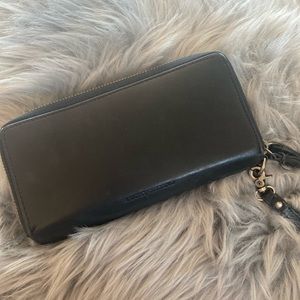 Leather Lucky Brand Wallet ✨